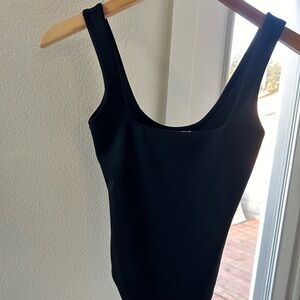 Good American semi square neck bodysuit